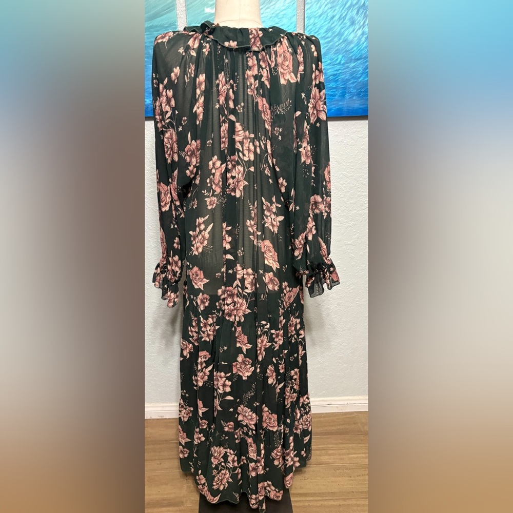 Free people - Picture 3 of 3
